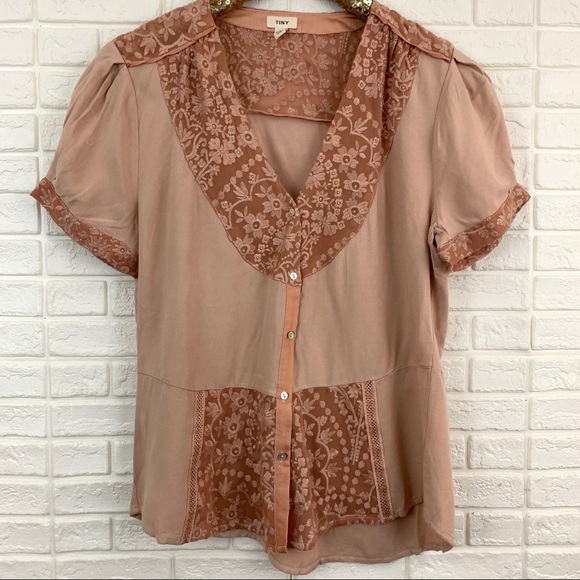Anthropologie Tops - Tiny Anthropologie talia lace button blouse top